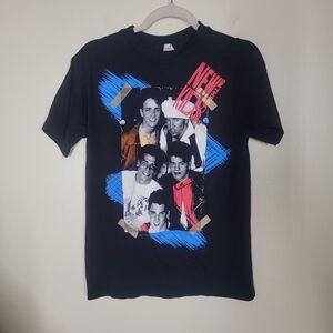 Vintage 1980s New Kids On The Black Graphic Band Tee Size Medium Single Stitch